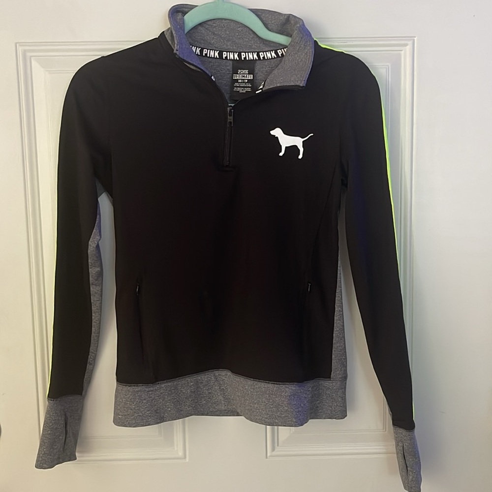 PINK Victoria’s Secret ULTIMATE 1/4 zip thumb keyhole XS with  pockets